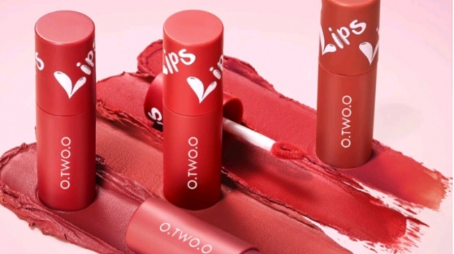 3 Rekomendasi Lip Velvet Awet dan Tahan Lama, Harga Rp20 Ribuan