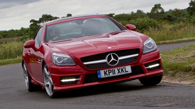 Mercedes Bens SLK 200. (Favcars)