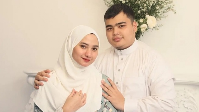 Artis Baru Nikah Ditinggal Suami Meninggal (instagram/@enazirashf_)