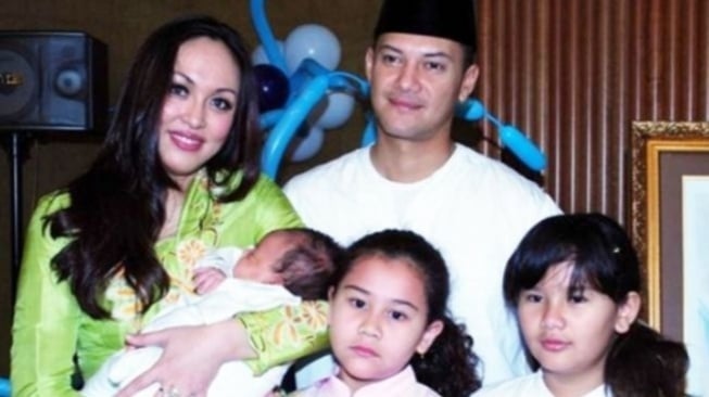 Angelina Sondakh dan Zahwa Massaid (Instagram)