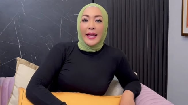 Fitting Baju untuk Pengajian dan Siraman Aaliyah Massaid, Angelina Sondakh Khawatir dengan Bentuk Badannya