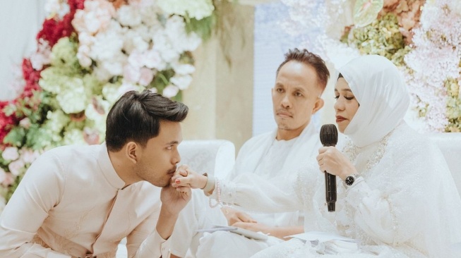 Potret acara pengajian jelang pernikahan Aaliyah Massaid dan Thariq Halilintar (Instagram/thariqhalilintar) 