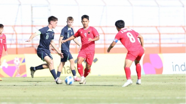 Pertandingan antara Timnas Vietnam melawan Australia di Piala AFF U-19 edisi 2024 (soha.vn)