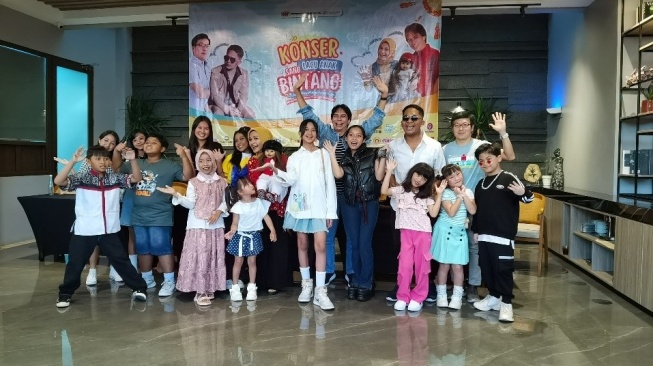 GNP Music menggelar acara Konser Sang Bintang yang digelar di Surabaya pada 20 Juli 2024. Selain konser, acara ini juga memberikan penghargaan kepada sejumlah penyanyi anak-anak. [GNP Music]