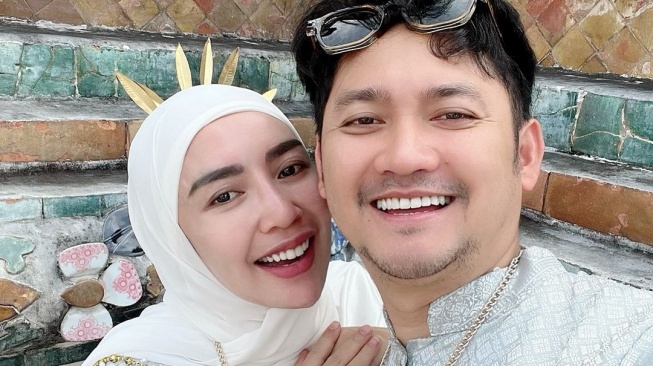 Angga Wijaya Mantan Dewi Perssik Digugat Cerai Nurul Kamaria
