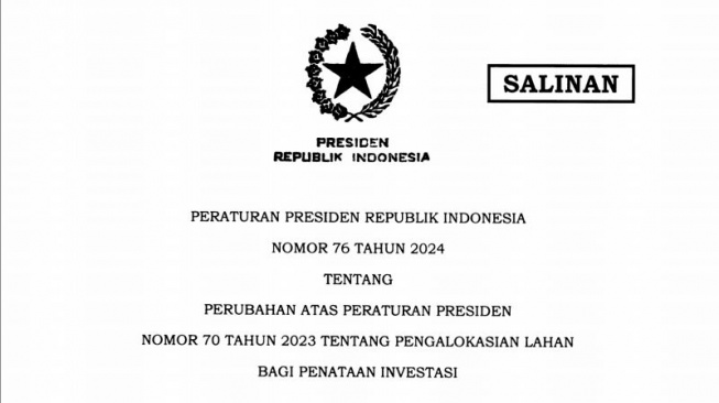 Peraturan Presiden (Perpres) Nomor 76 Tahun 2024 tentang Pengalokasian Lahan Bagi Penataan Investasi yang ditandatangani Presiden Jokowi di Jakarta, 22 Juli 2024. (Tangkapan layar/ANTARA/Andi Firdaus)