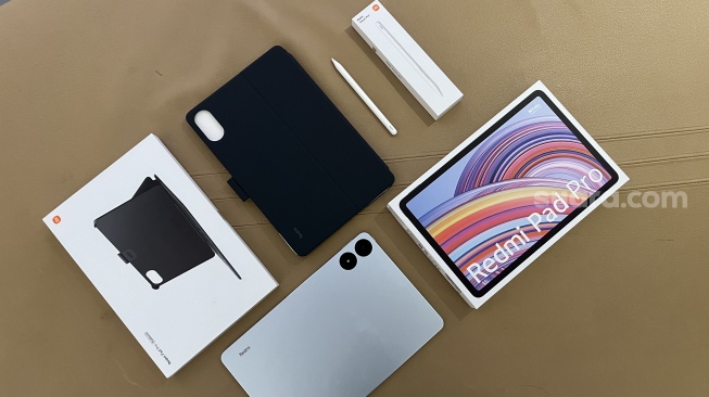 Tablet Xiaomi Redmi Pad Pro resmi meluncur ke Indonesia pada Selasa (23/7/2024). [Suara.com/Dicky Prastya]