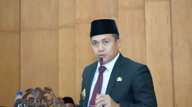 Mantan Bupati Batu Bara Zahir Jadi Tersangka, Kamis Besok Dipanggil