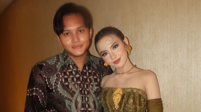 Pernikahan Rizky Febian dan Mahalini Belum Terdaftar di KUA, Dicky Chandra Pasang Badan