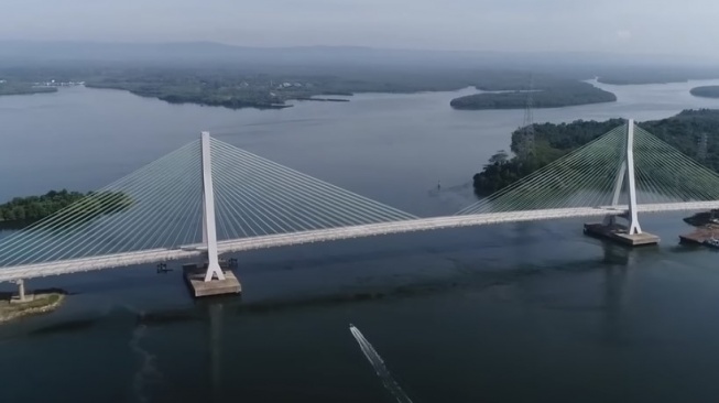 Diresmikan Presiden Jokowi, Jembatan Pulau Balang Besutan Hutama Karya Buka Konektivitas di IKN