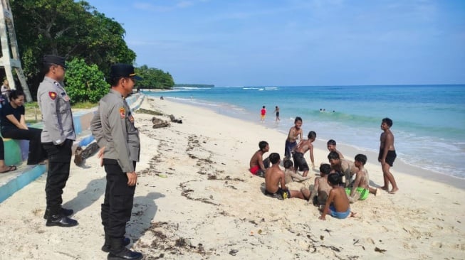 Polisi Ungkap Kronologi Turis Asal Perancis Ditemukan Tewas di Pantai Walur Pesisir Barat