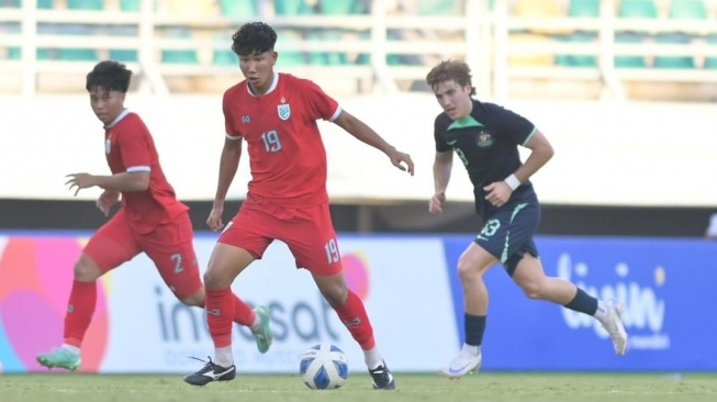 Thailand U-19 mengejutkan banyak pihak dengan melaju ke final setelah menang 1-0 atas Australia U-19 di semifinal. (@fathailandofficial)