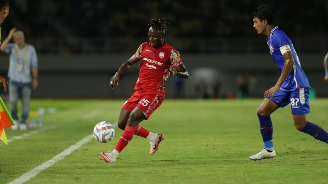 Arema FC memastikan tiket ke final Piala Presiden 2024. Singo Edan menuju laga puncak usai mengalahkan tuan rumah Persis Solo, 2-0 dalam semifinal di Stadion Manahan, Rabu (31/7/2024) malam. [Dok Persis Solo]