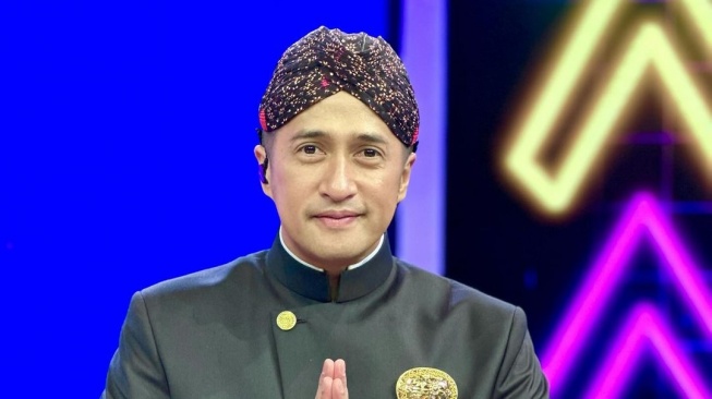 Perdana Bertemu Raffi Ahmad Usai Retreat, Irfan Hakim: Gue Harus Kaku Gini Sama Lo?