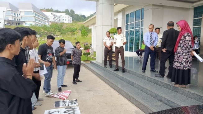 UIN Imam Bonjol Padang Bentuk Tim Disiplin Tangani Dugaan Pelecehan Oknum Dosen ke Mahasiswi: Kami Masih Bekerja!