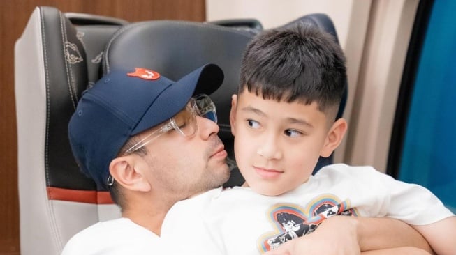 Harga Sepeda Rafathar Anak Raffi Ahmad Fantastis Banget, Bisa Buat Tebus Laptop Lenovo