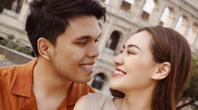 Potret Honeymoon Aaliyah Massaid dan Thariq Halilintar. (Instagram/thariqhalilintar)