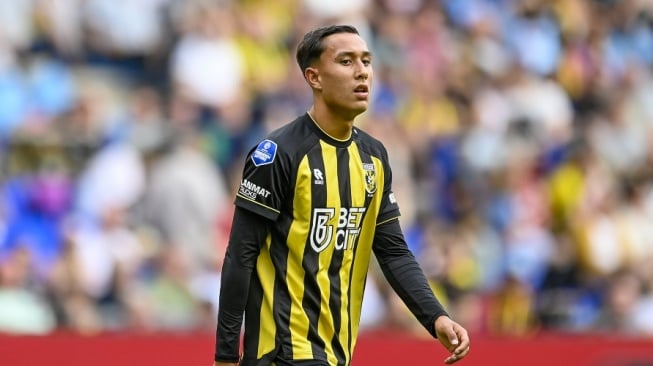 Miliano memiliki darah Indonesia. Konon keluarga besarnya berasal dari Depok, Jawa Barat [vitesse.nl]