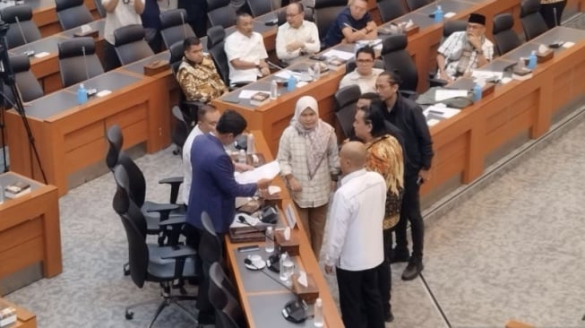 Kasus Kematian Afif Maulana Diadukan Ke DPR, Polisi Serahkan Surat Ekshumasi Saat Audensi