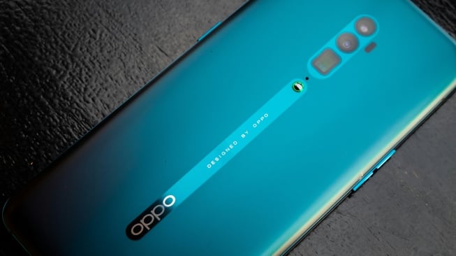 Oppo Bikin Kejutan! Baterai 7000mAh Siap Hadir di Smartphone Andalannya?