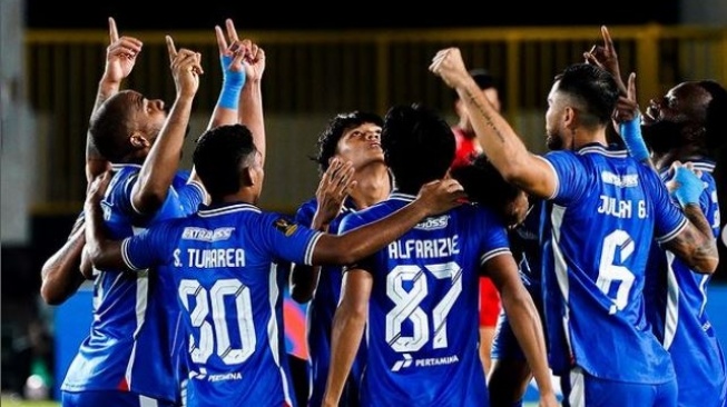 Istirahat Turun Minum, Arema FC Vs Dewa United Berbagi Poin, Diwarnai Gol yang Dianulir