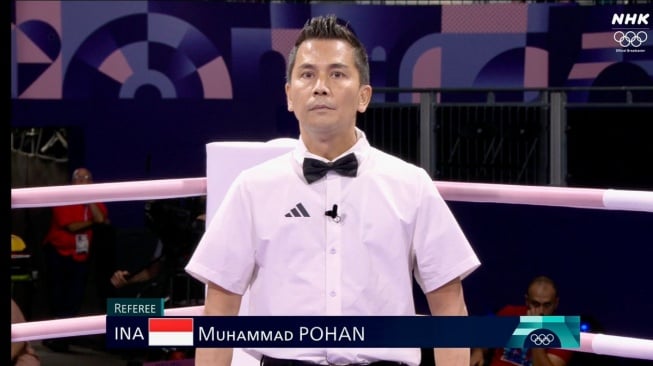 Boy Pohan, Jadi Satu-Satunya Wasit Asia Tenggara Pimpin Semifinal Tinju Di Olimpiade Paris 2024  (capture NHK TV)