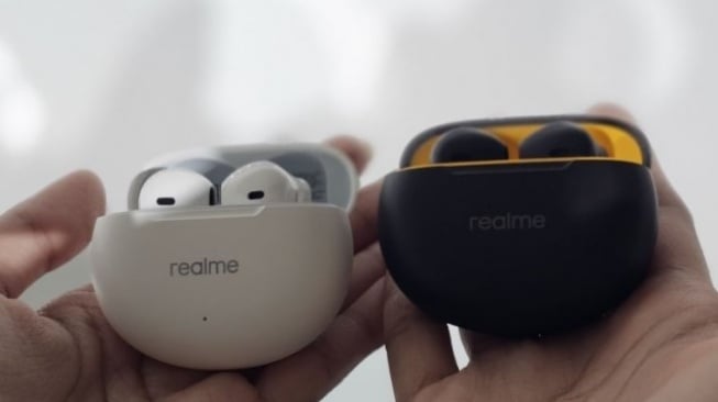 Hanya Rp200 Ribuan, realme Buds T01 Jadi TWS Ramah di Kantong