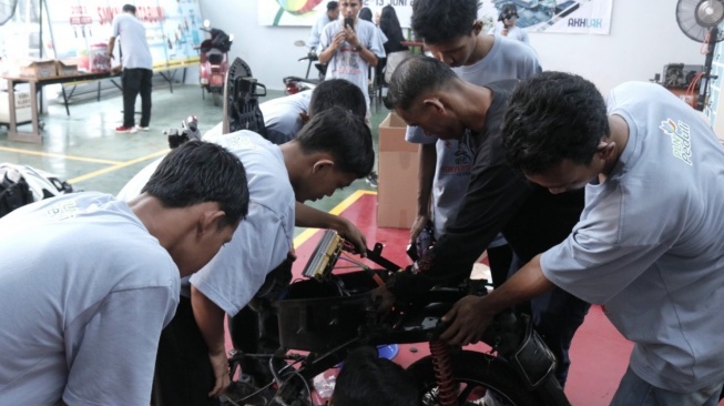 Program PLN Peduli Dukung Pengembangan Pendidikan Bagi 20.848 Penerima Manfaat di Semester I 2024