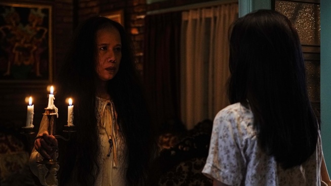 Salah satu adegan film Perjanjian Setan. [Instagram]