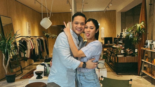 Arfito Hutagalung dan Naysilla Mirdad (Instagram/naymirdad)
