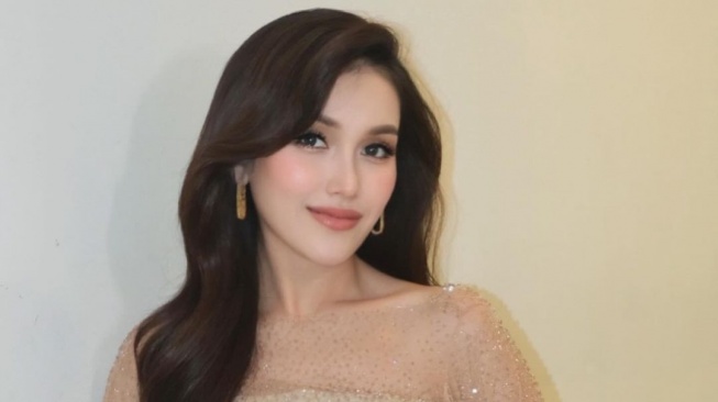 Ayu Ting Ting [Instagram]