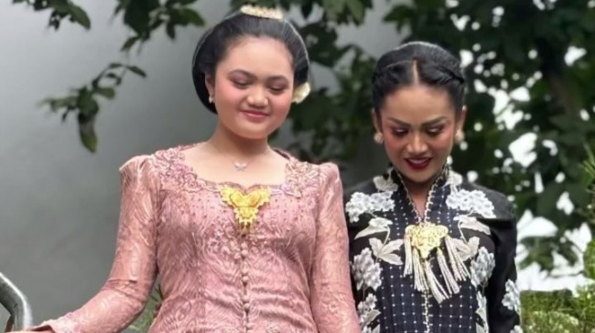 Lahir dari Rahim Diva Indonesia, Penampilan Amora Lemos di HUT 57 ASEAN Tuai Decak Kagum