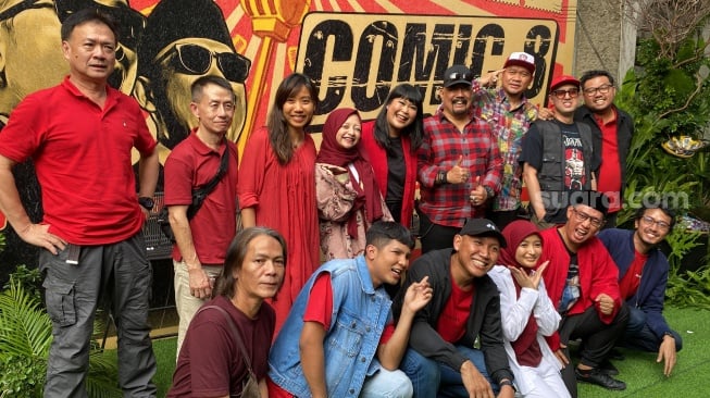 Para juri audisi film Comic 8 Revolution dalam konferensi pers yang digelar di kawasan Mampang, Jakarta Selatan, Kamis (8/8/2024). [Suara.com/Tiara Rosana]