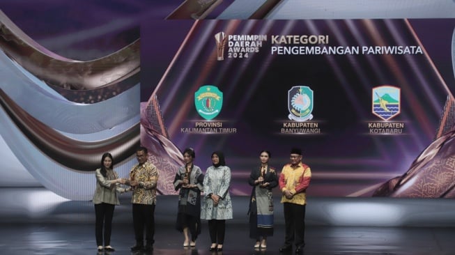 Pemimpin Daerah Awards 2024: Inspirasi Menuju Visi Indonesia Emas 2045