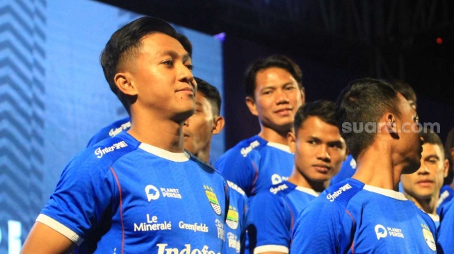 Winger Persib Bandung, Febri Hariyadi saat hadir di Pesta Rakyat Persib. (Rahman)