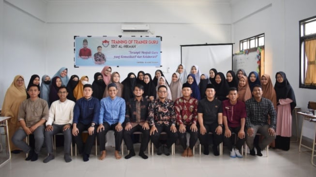 Tingkatkan Skill Komunikasi Guru, SDIT Al-Hikmah Kampar Gelar Pelatihan