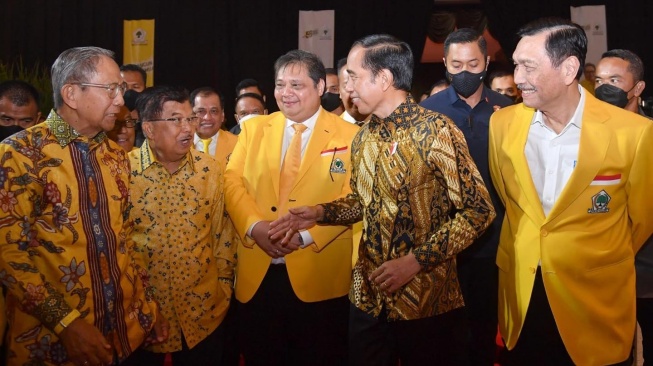 Mundur dari Ketum Golkar, Jokowi Blak-blakan soal Nasib Airlangga Hartarto di Kabinet