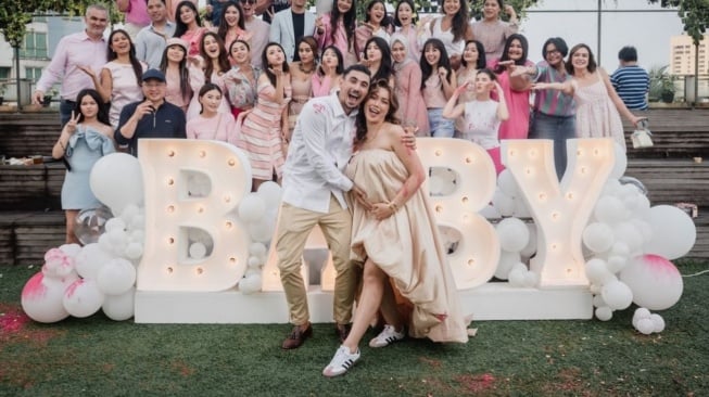 Jessica Iskandar dan Vincent Verhaag Gelar Gender Reveal (Instagram)