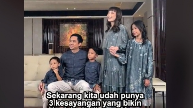 Perjalanan Cinta Ayu Dewi dan Regi Datau. (TikTok/ayudewi070)