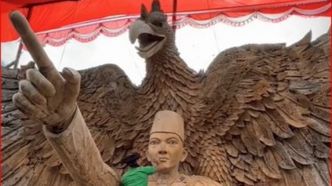 Ramai Patung Burung Garuda di Bali, Warganet Sebut Lebih Bagus dari IKN