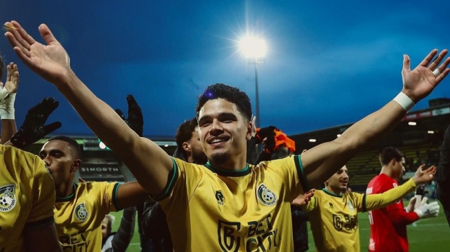 Penyerang Timnas Indonesia, Ragnar Oratmangoen saat berseragam Fortuna Sittard. [Dok. Instagram/0ratmangoen]