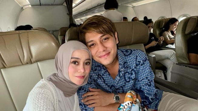 Potret Lesti Kejora dan Rizky Billar (Instagram/lestikejora)