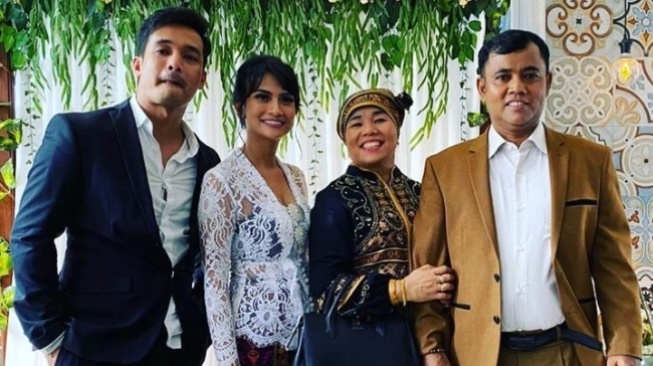 Haji Faisal dan mendiang Vanessa Angel (Instagram)