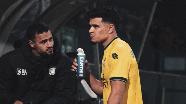 Penyerang Timnas Indonesia, Ragnar Oratmangoen saat berseragam Fortuna Sittard. [Dok. Instagram/0ratmangoen]