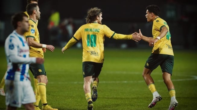 Penyerang Timnas Indonesia, Ragnar Oratmangoen saat berseragam Fortuna Sittard. [Dok. Instagram/0ratmangoen]