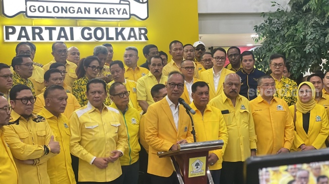 Agus Gumiwang Kartasasmita terpilih menjadi Plt Ketum Partai Golkar. (Suara.com/Novian)