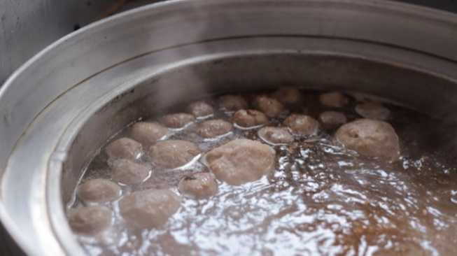 8 Rekomendasi Tempat Makan Bakso di Bandung dengan Cita Rasa Terbaik