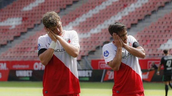 Striker FC Utrecht, Ole Romeny (kiri). [Dok. IG Ole Romeny]