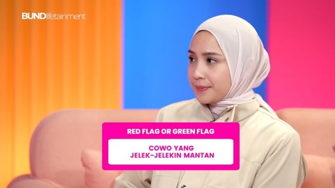 Potret Nagita Slavina jadi host di Bund Lifetainment (YouTube/Bund Lifetainment)