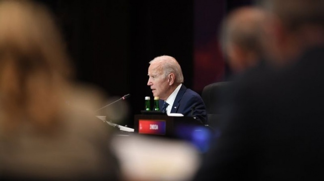 Arsip foto - Presiden Amerika Serikat Joe Biden menyampaikan pandangannya dalam sesi Partnership for Global Insfrastucture and Investment dalam rangkaian KTT G20 di Nusa Dua, Kabupaten Badung, Bali, Selasa (15/11/2022). ANTARA FOTO/Aditya Pradana Putra/nym/aa.